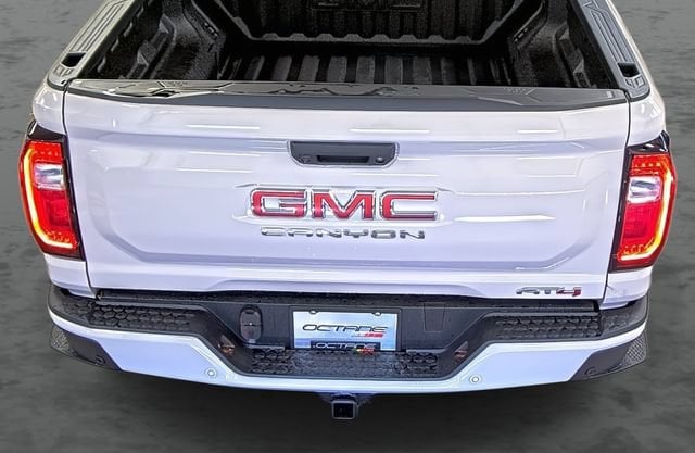 2026 GMC Canyon AT4 - Photo 12