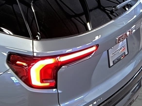 2026 GMC Terrain AT4 - Photo 11