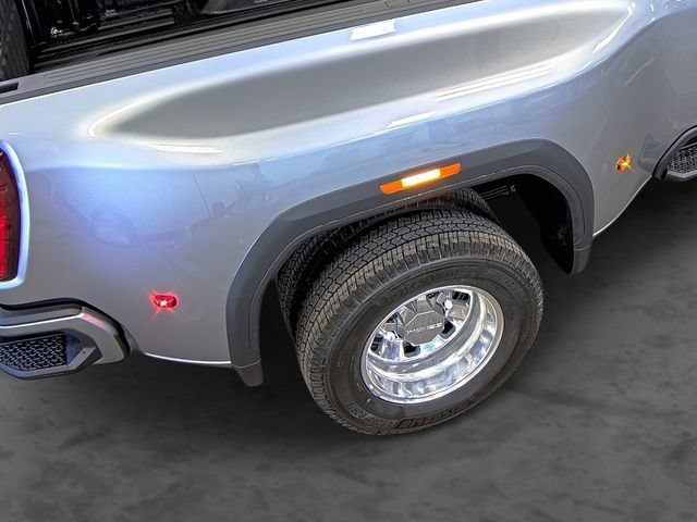 2026 GMC Sierra 3500HD Denali Ultimate - Photo 13