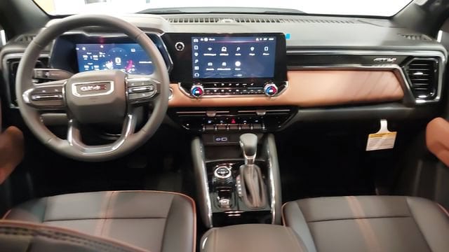 2026 GMC Canyon AT4 - Photo 36
