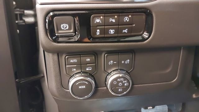 2026 GMC Yukon XL Elevation - Photo 24