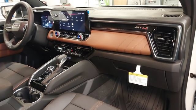 2026 GMC Canyon AT4 - Photo 39
