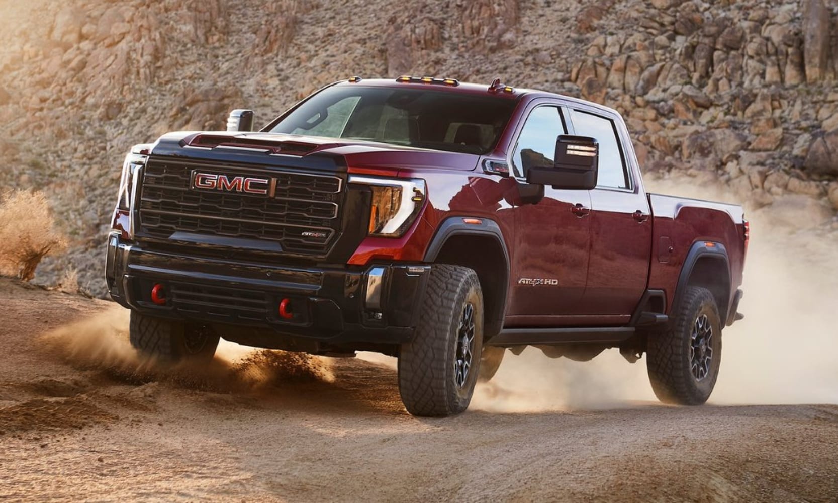 2024 GMC Sierra vs. 2024 Chevy Silverado 2500 HD Brotherly HeavyDuty