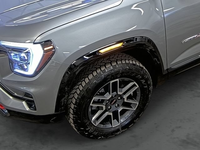 2026 GMC Terrain AT4 - Photo 8