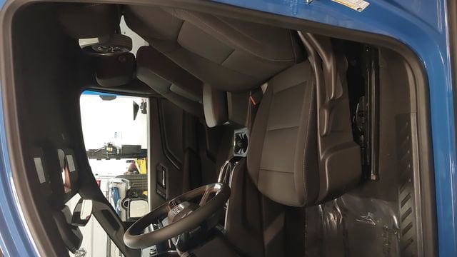 2026 GMC Canyon Elevation - Photo 26