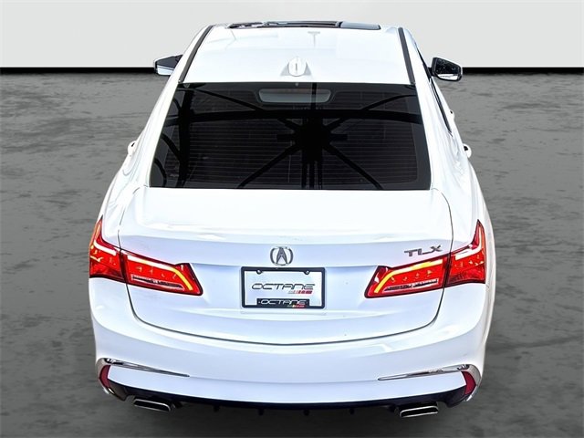 2019 Acura TLX Technology photo 3