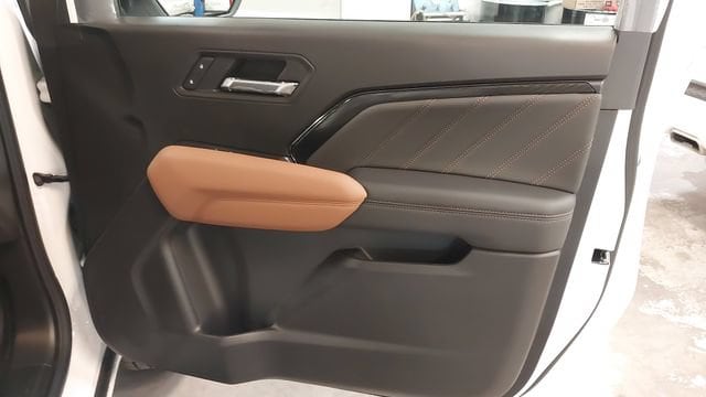 2026 GMC Canyon AT4 - Photo 40