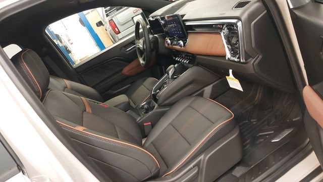 2026 GMC Canyon AT4 - Photo 40