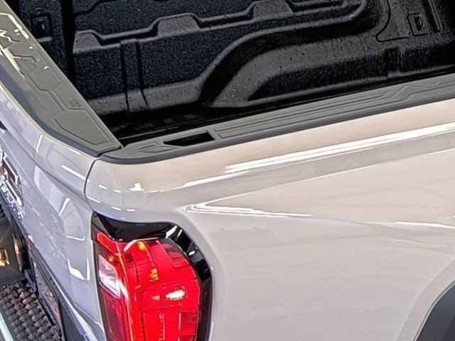 2026 GMC Canyon AT4 - Photo 14