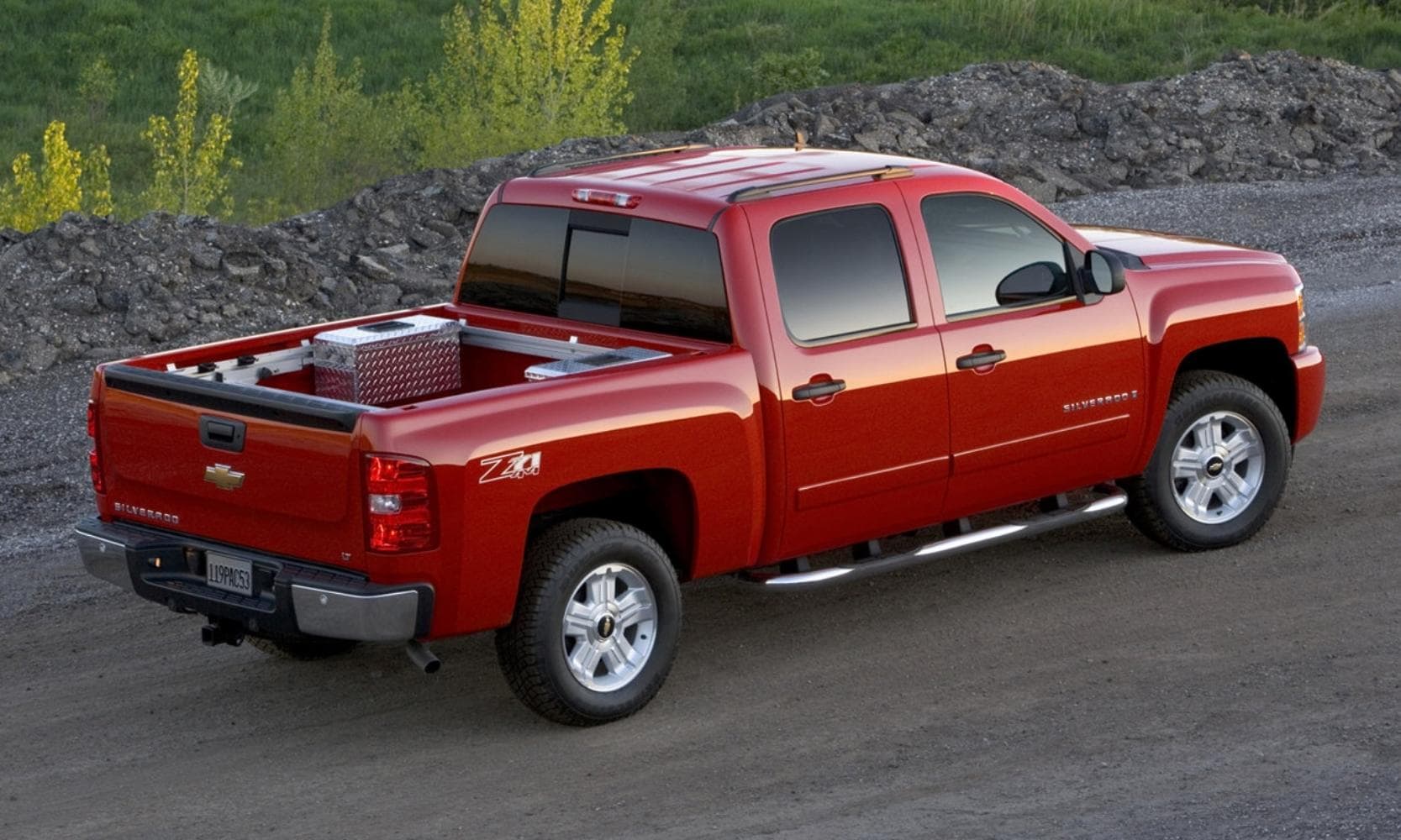 Used 2007 Chevy Silverado 1500 LT in red exterior color