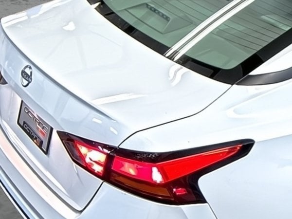 2025 Nissan Altima SV - Photo 16