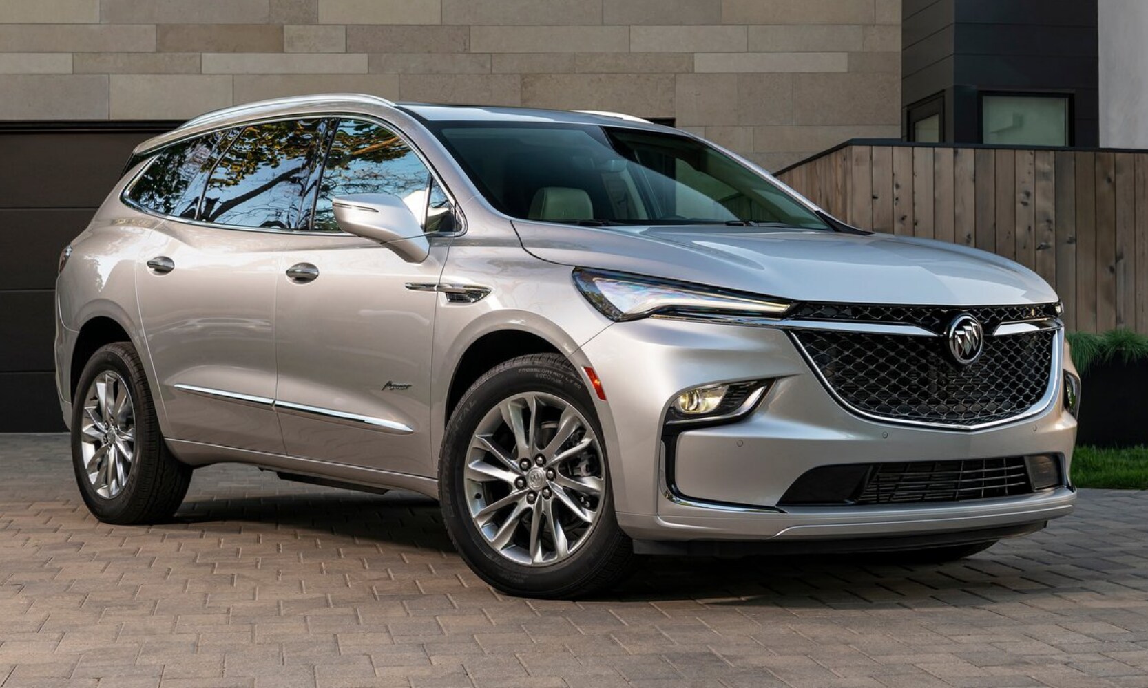 Front exterior view of the 2022 Buick Enclave Avenir luxury SUV