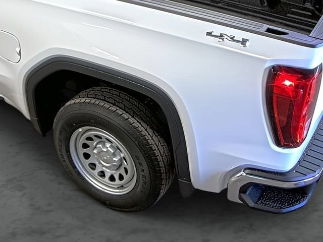 2026 GMC Sierra 1500 Pro - Photo 10
