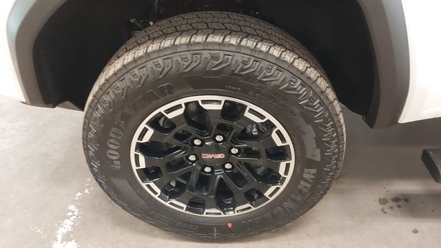 2026 GMC Canyon AT4 - Photo 45