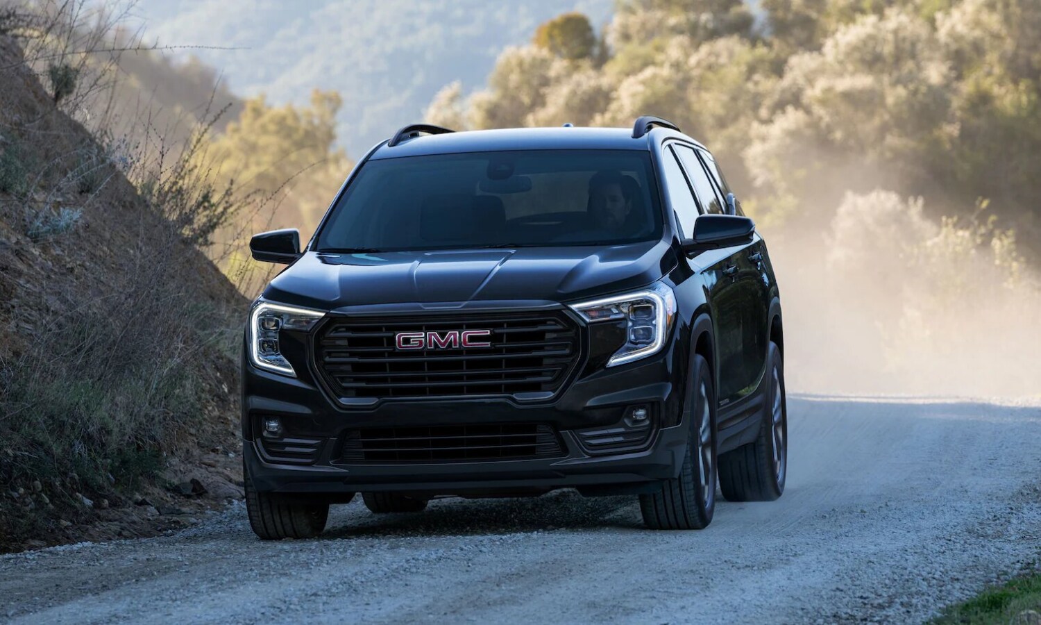 New 2022 GMC Terrain SLE-SLT Elevation Edition Exterior Design.png