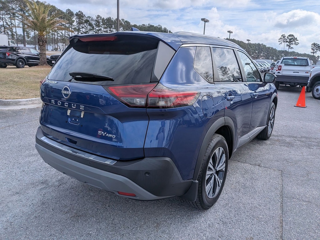 Used 2022 Nissan Rogue SV SUV
