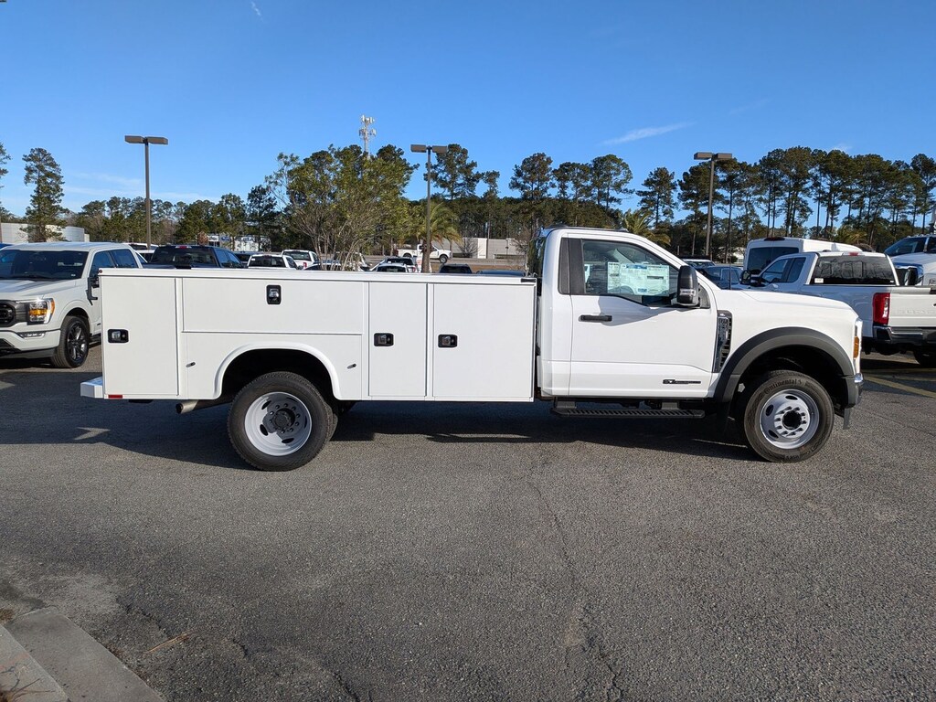 New 2025 Ford F-450 Chassis XL Chassis