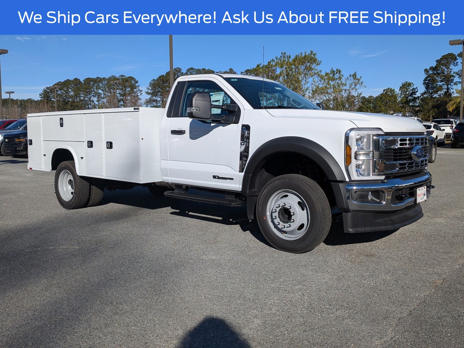 2025 Ford F-450 Super Duty Chassis Cab XL's photo