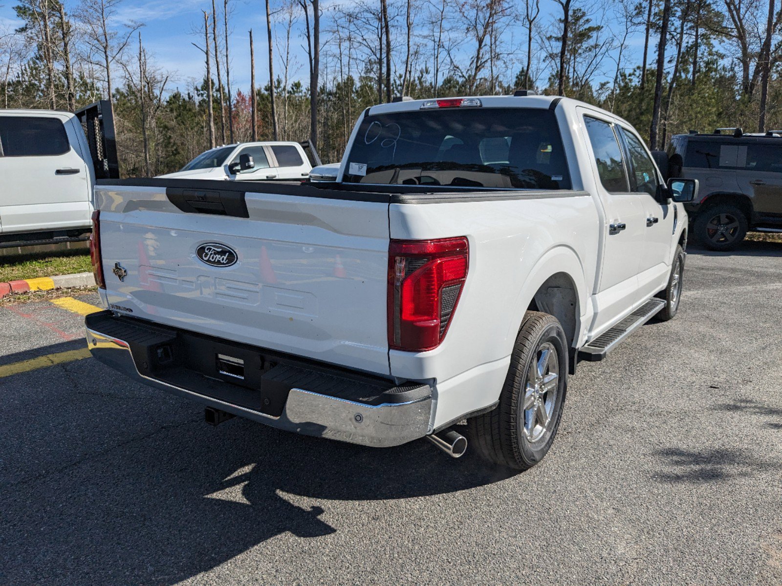 2025 Ford F-150 XLT photo 3