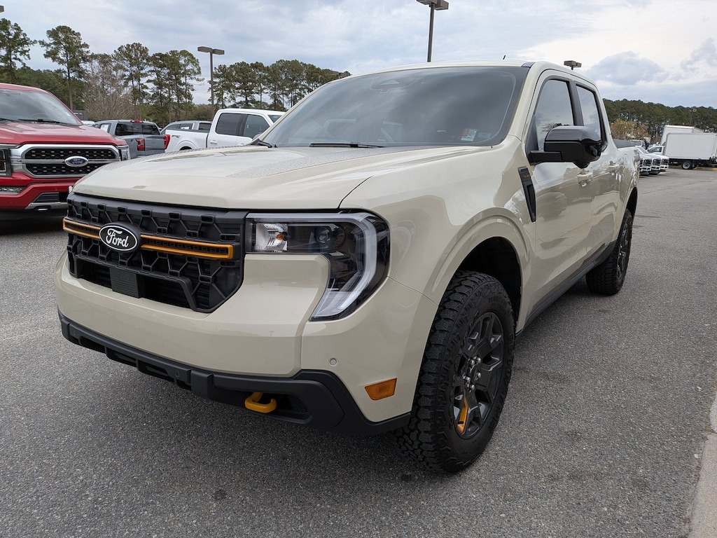 Certified 2025 Ford Maverick Tremor Truck