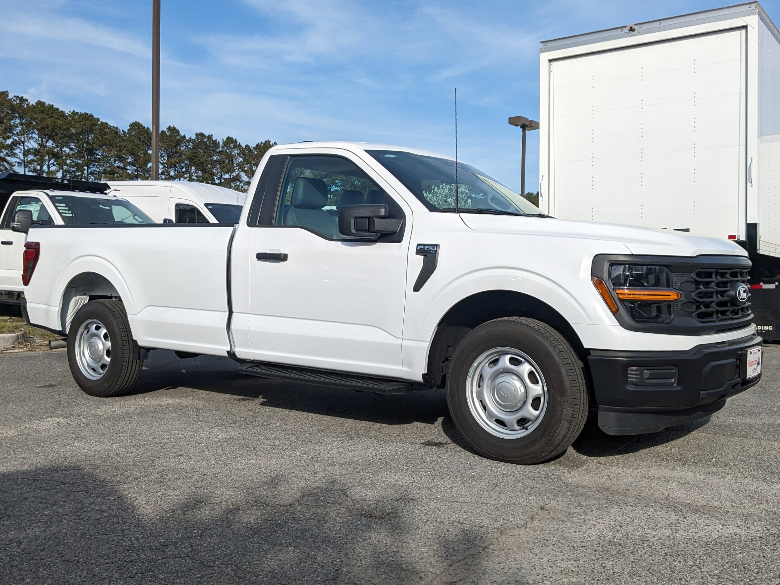 2024 Ford F-150 XL photo 2