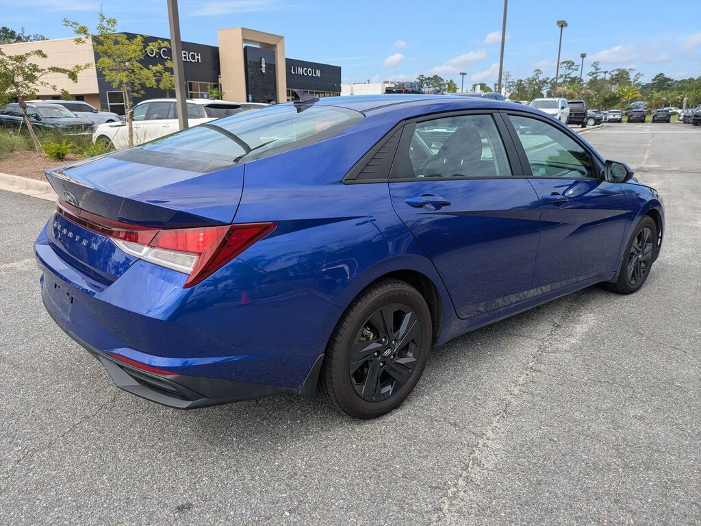 Used 2022 Hyundai Elantra SEL Sedan
