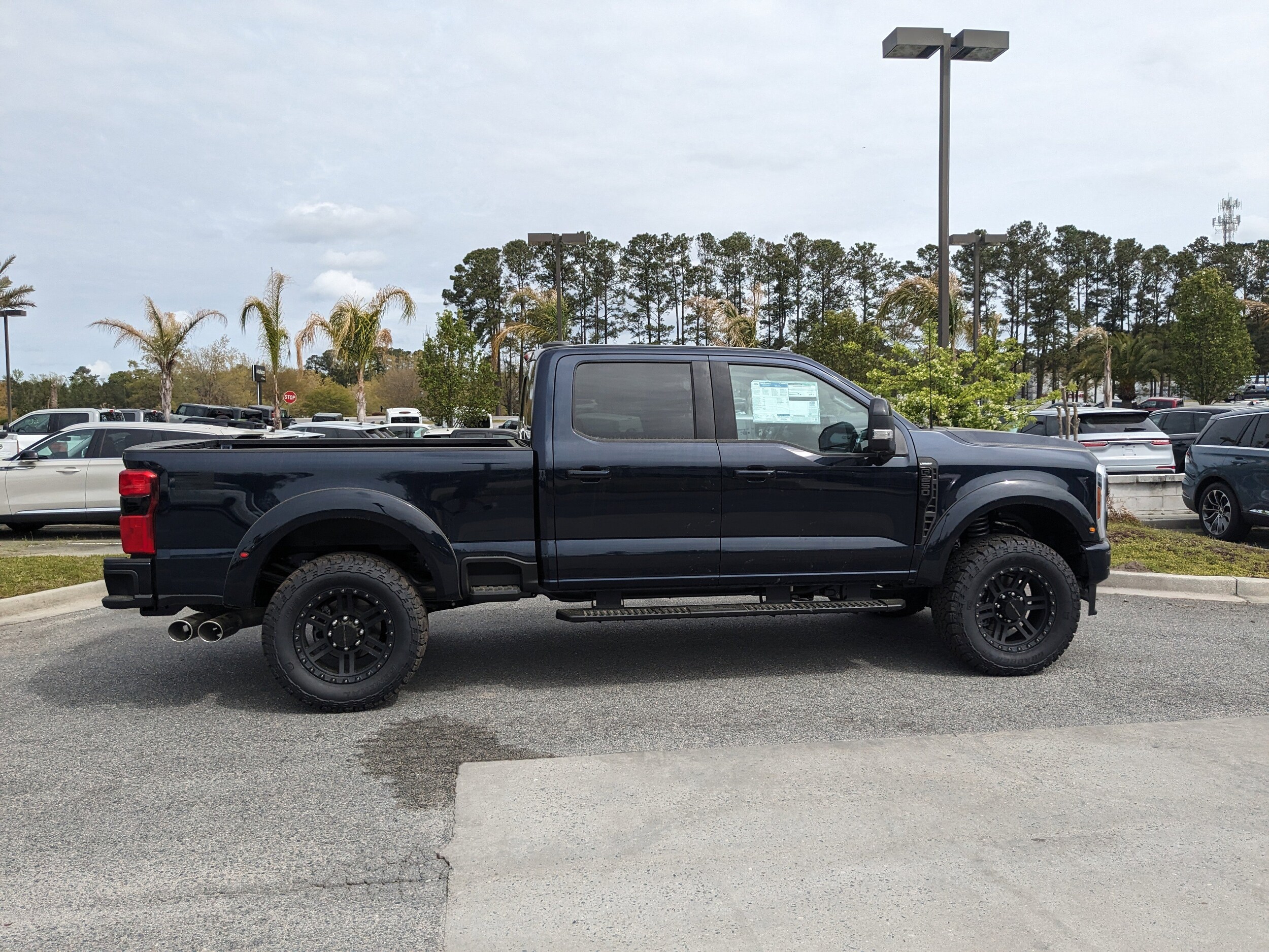 2024 Ford F-250 photo 3
