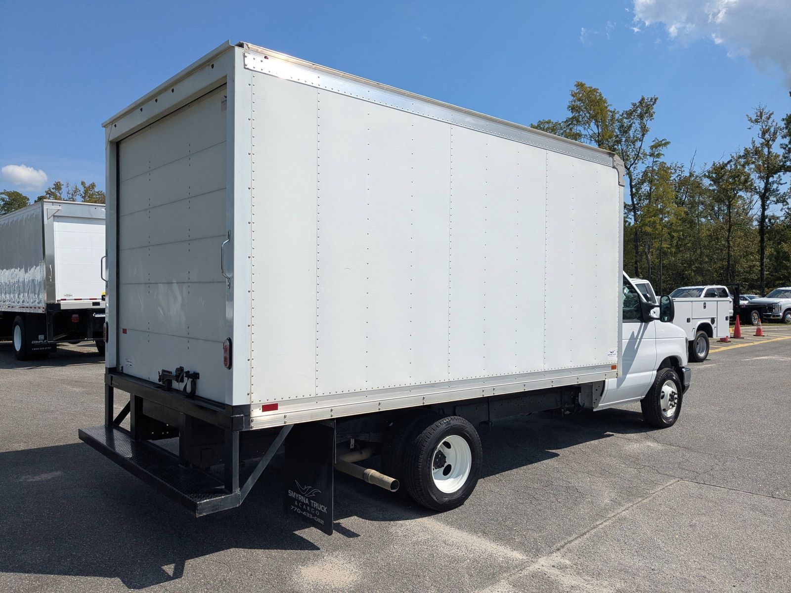 2024 Ford E-350 Base photo 3