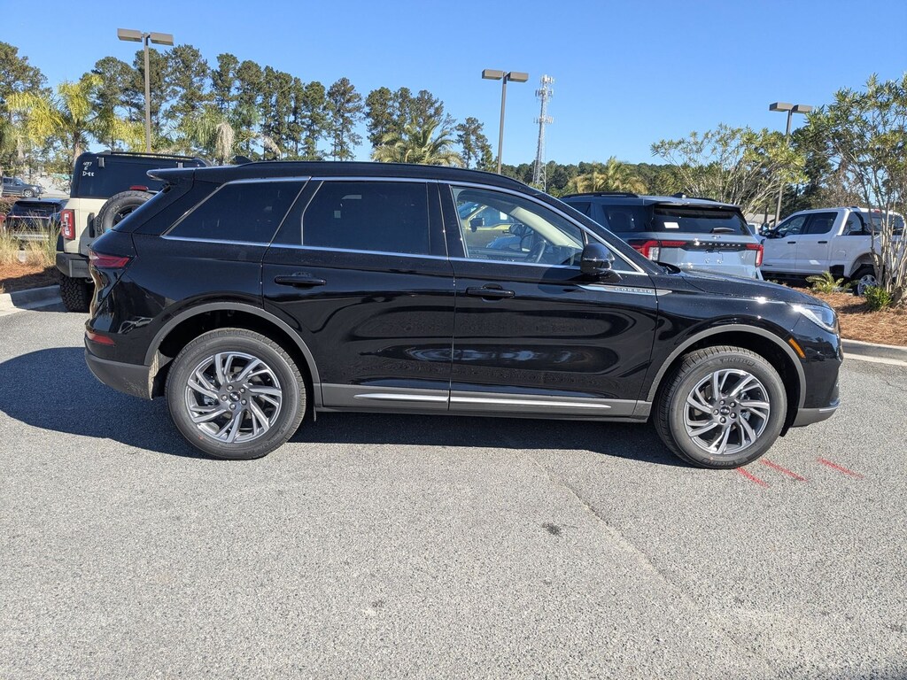 New 2026 Lincoln Corsair Premiere SUV