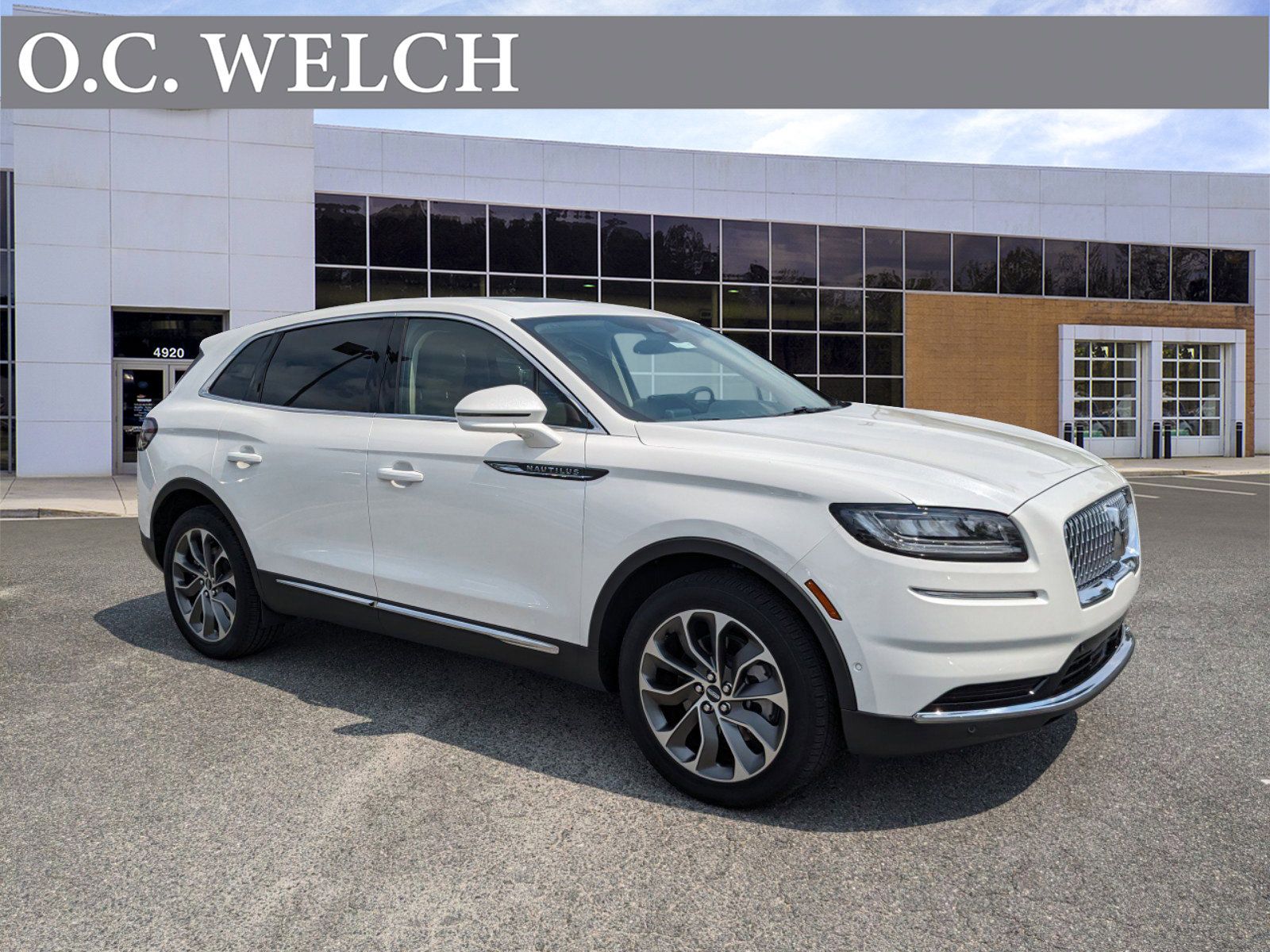 2023 Lincoln Nautilus Reserve's photo