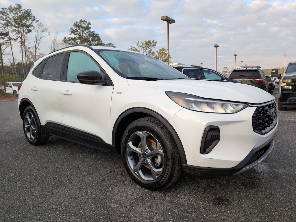 Certified 2025 Ford Escape ST-Line SUV