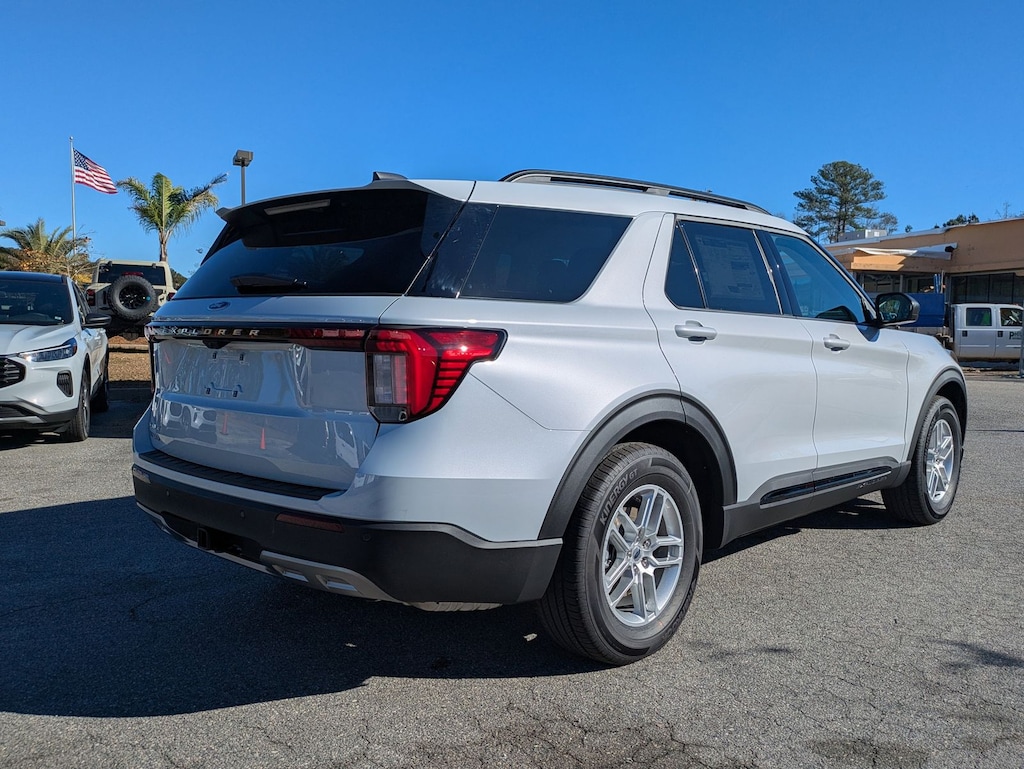 New 2026 Ford Explorer Active SUV