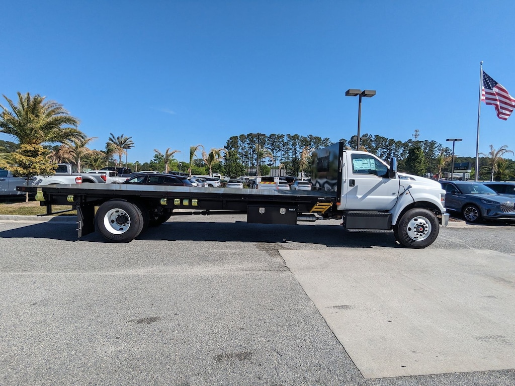 New 2025 Ford F-750 Gas Base Truck