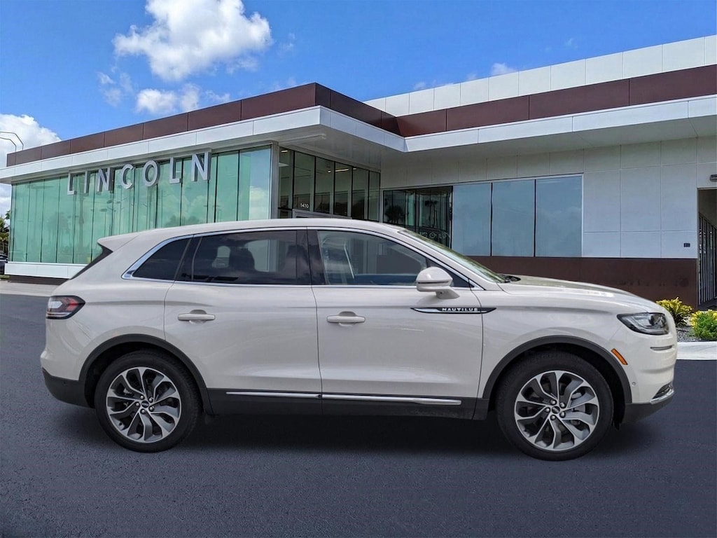 Certified 2023 Lincoln Nautilus Reserve SUV