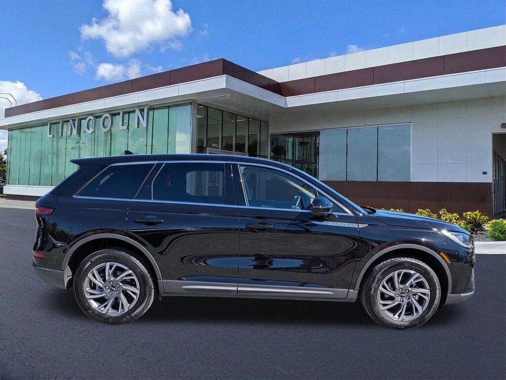 Certified 2025 Lincoln Corsair Premiere SUV
