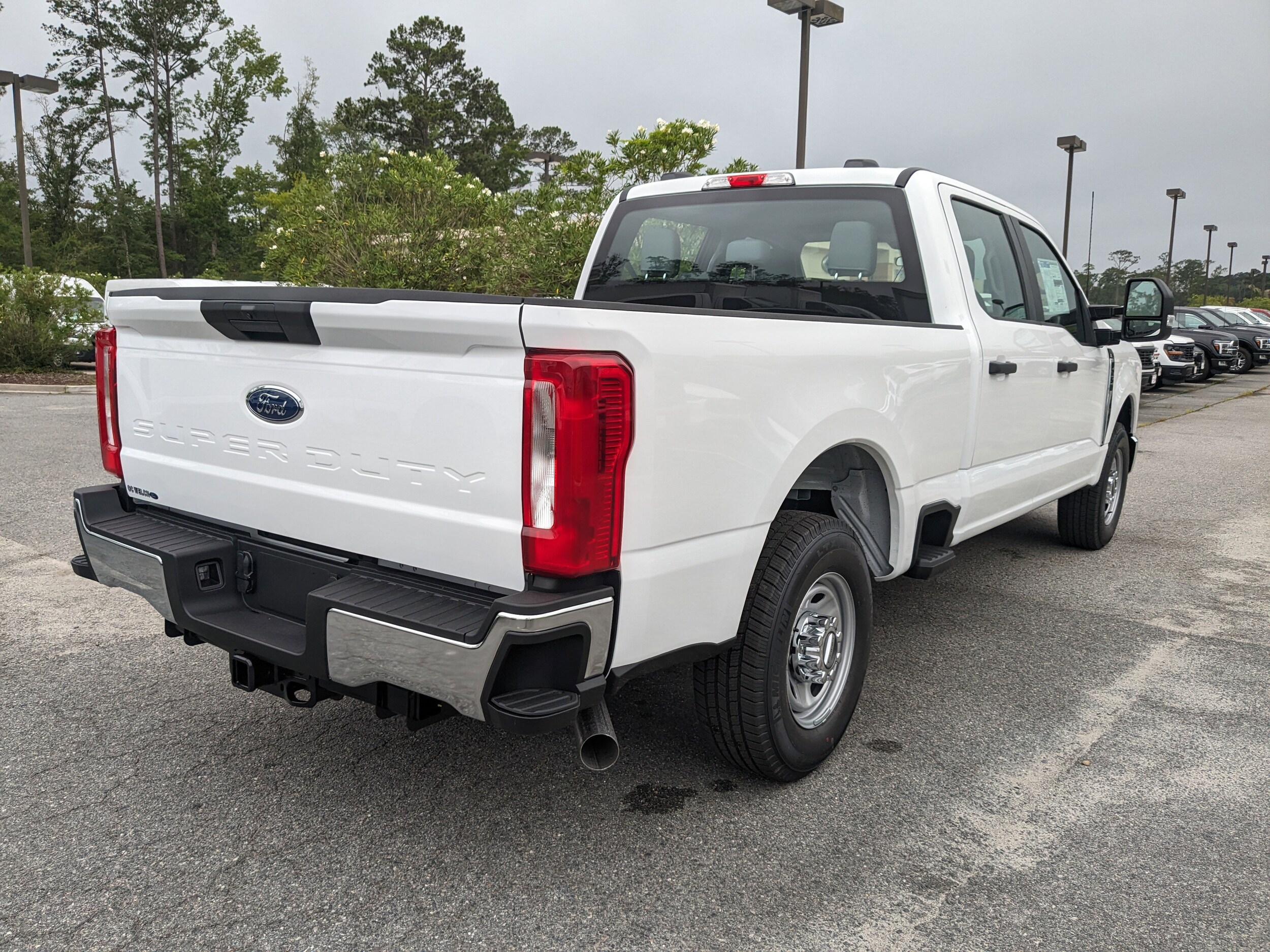 2025 Ford F-250 XL photo 3