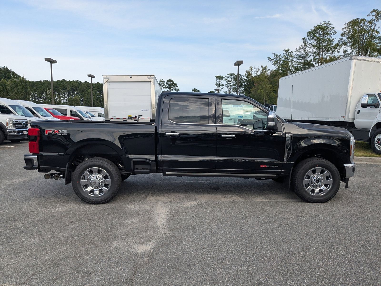 2025 Ford F-350 King Ranch photo 3