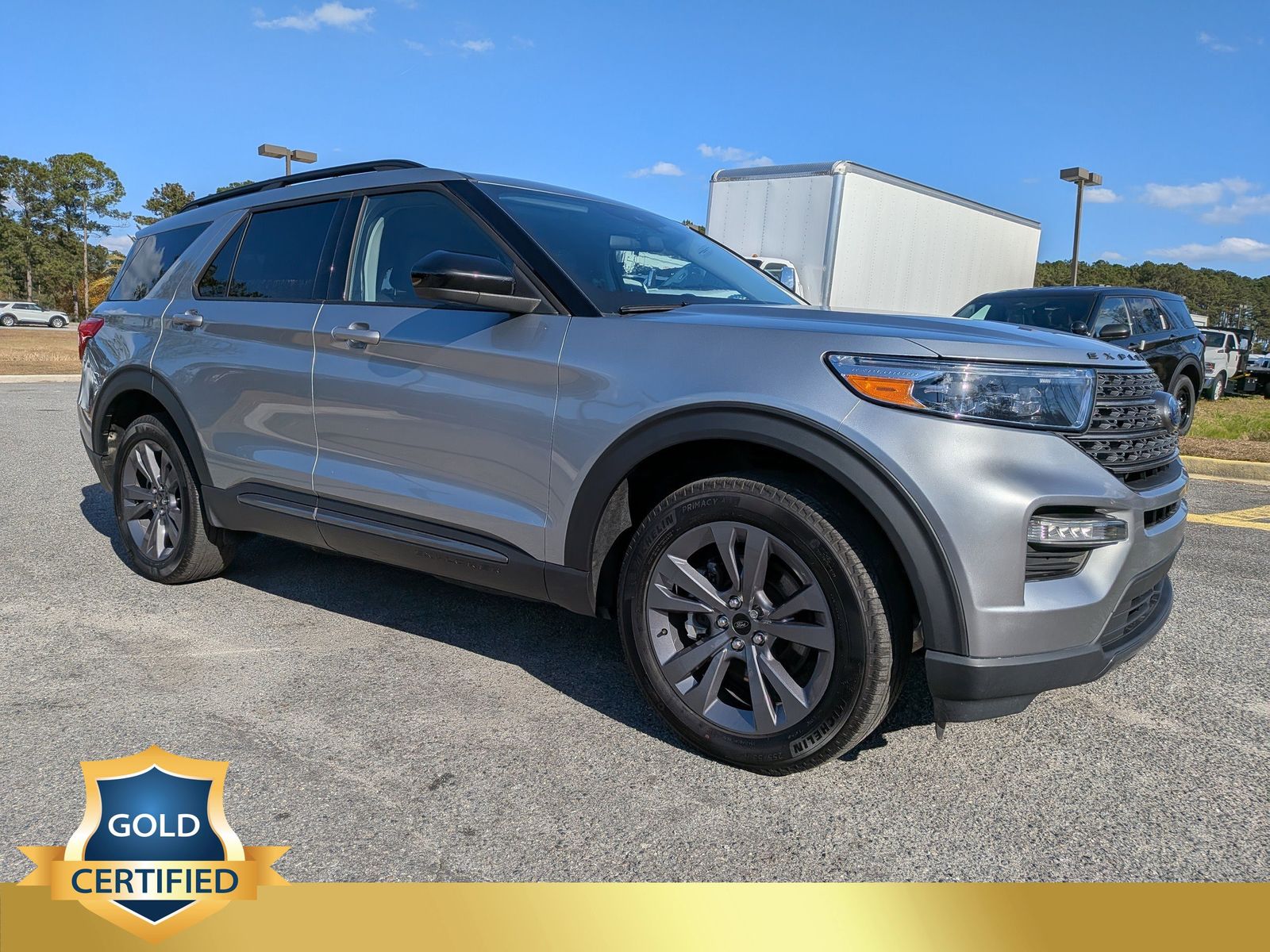 2022 Ford Explorer XLT's photo