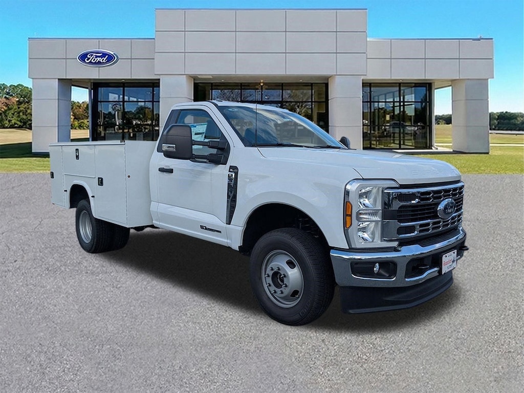 New 2025 Ford F-350 Chassis XL Chassis