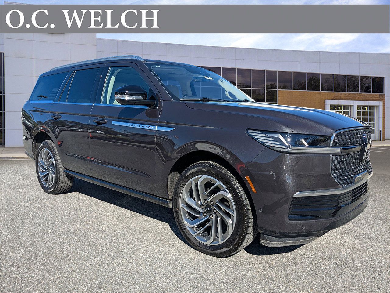 2025 Lincoln Navigator Reserve's photo