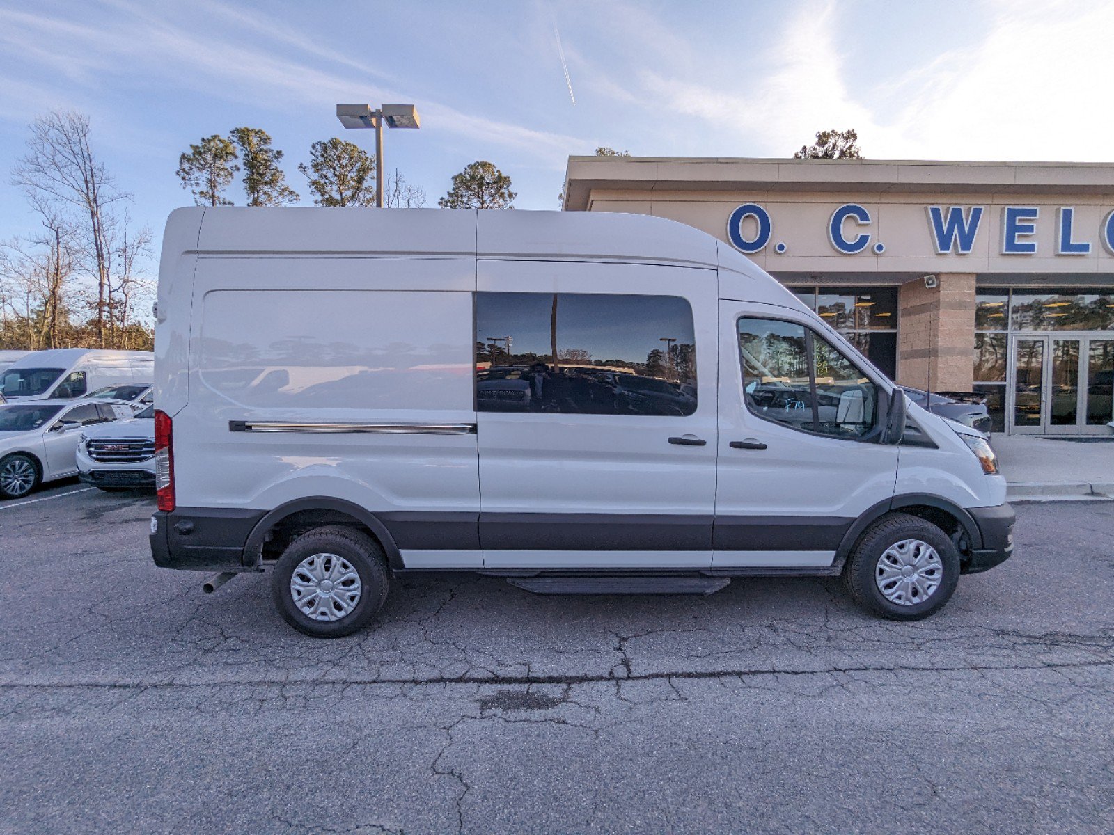 2024 Ford Transit photo 2