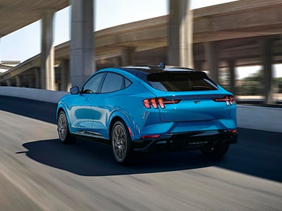 Driving Ease with Next Generation SYNC Driving Ease with Next Generation SYNC