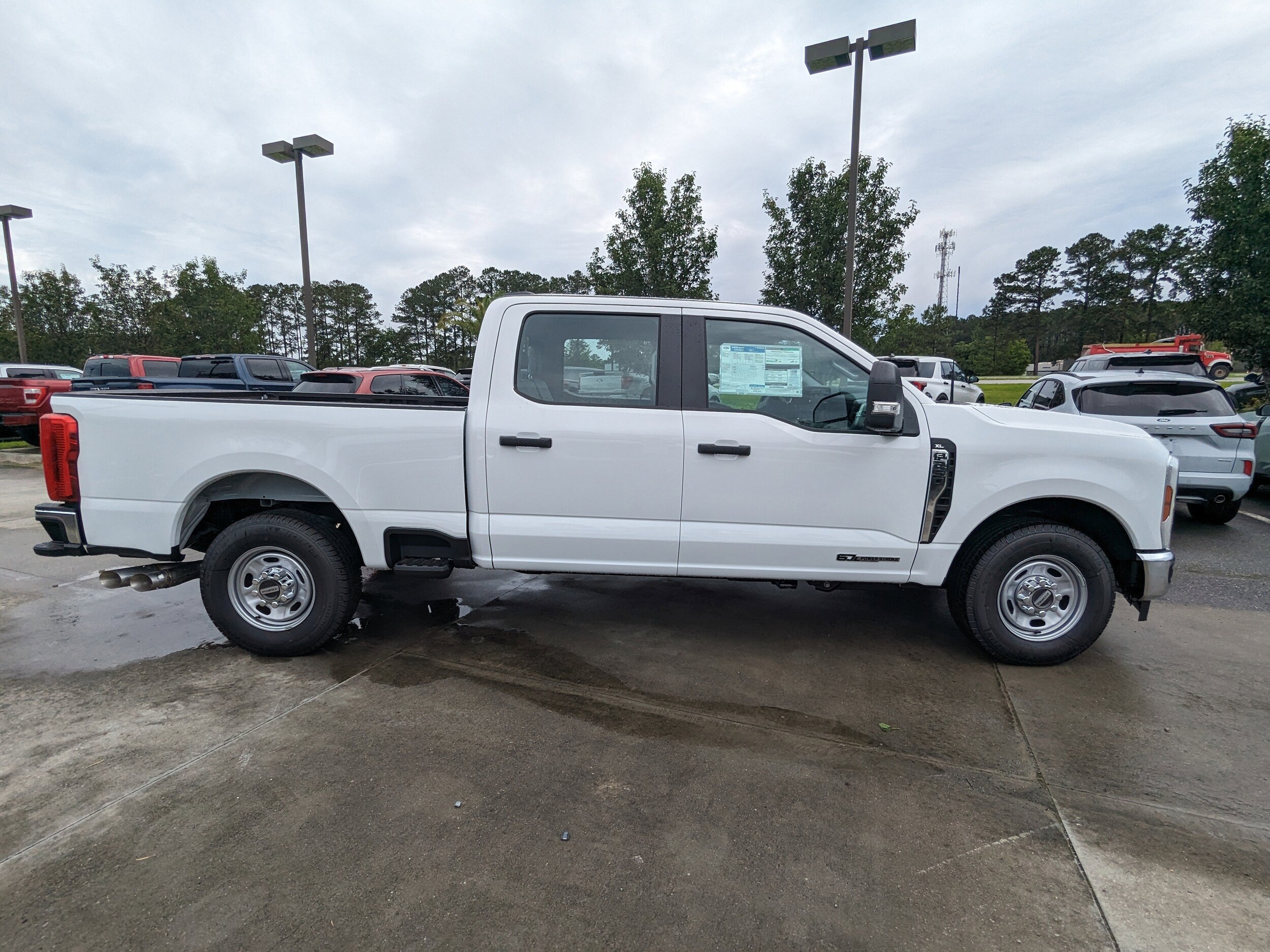 2025 Ford F-250 XL photo 2