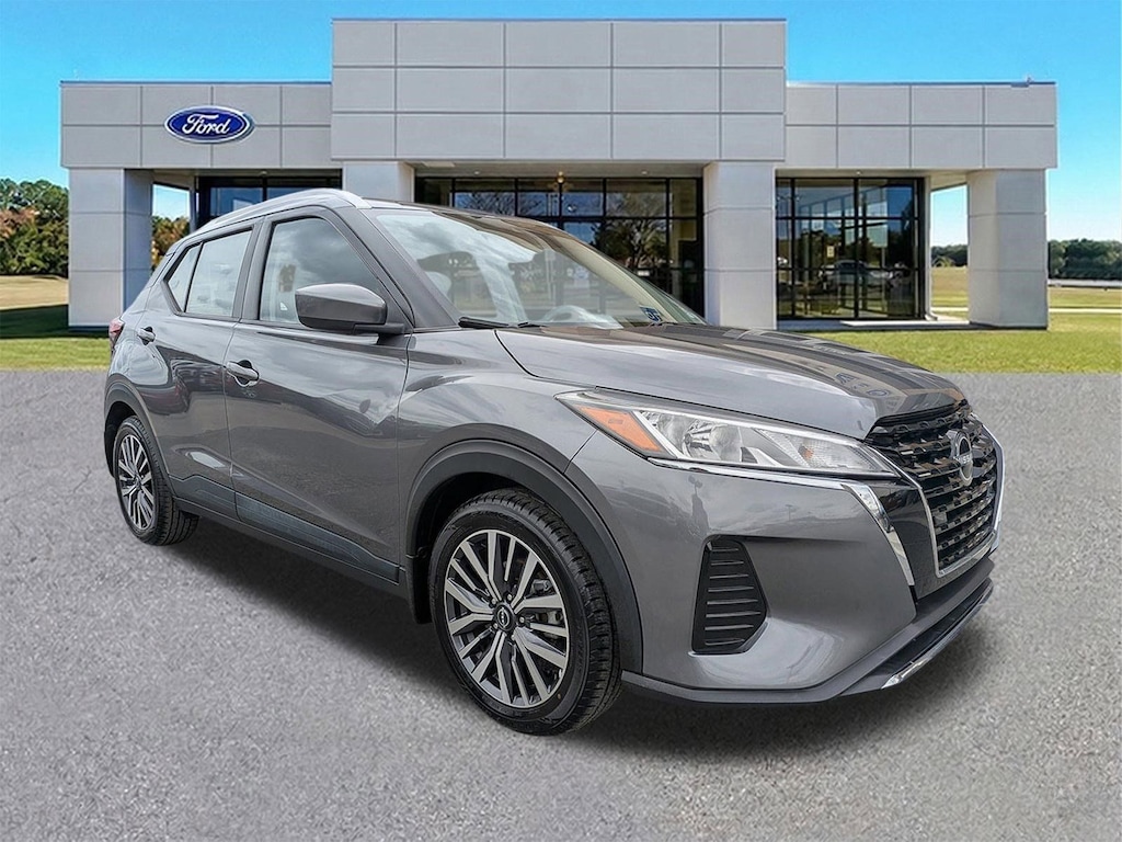 Used 2022 Nissan Kicks SV SUV