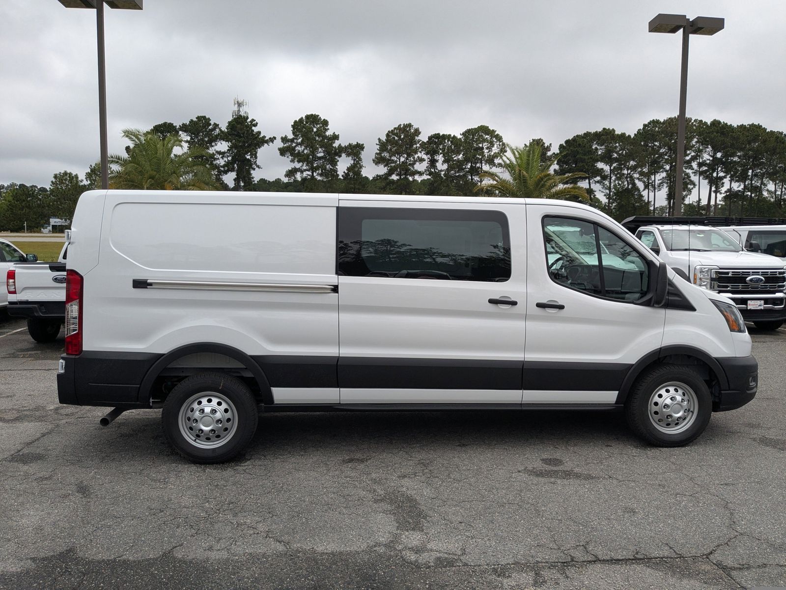 2025 Ford Transit photo 2