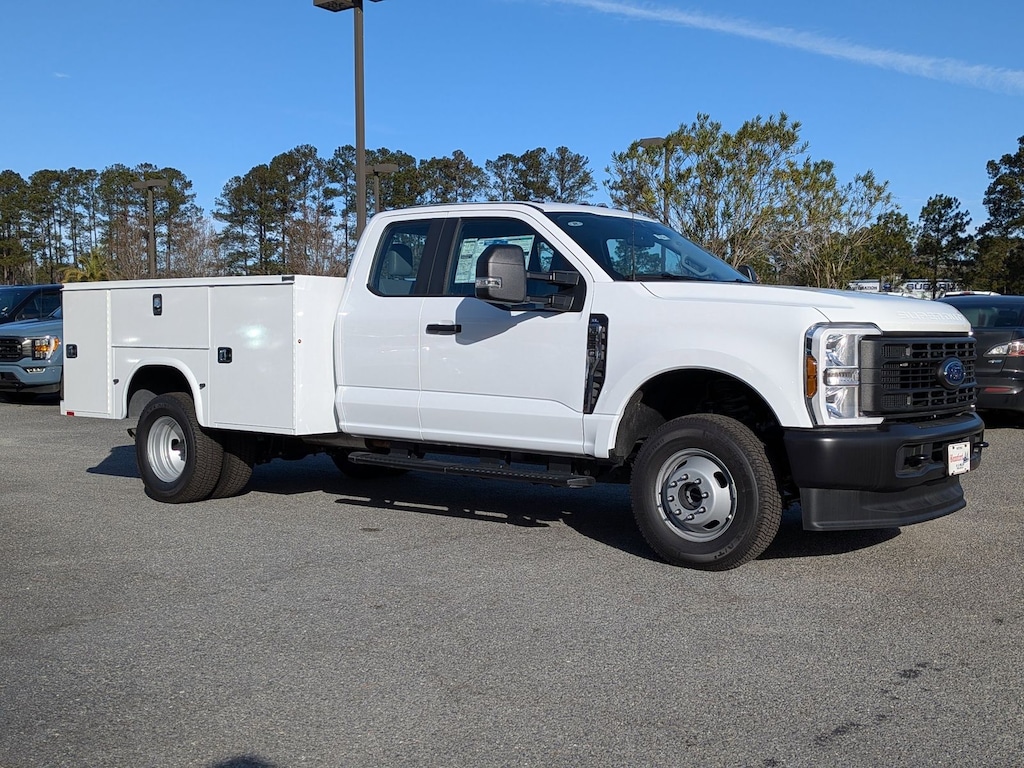 New 2025 Ford F-350 Chassis XL Chassis