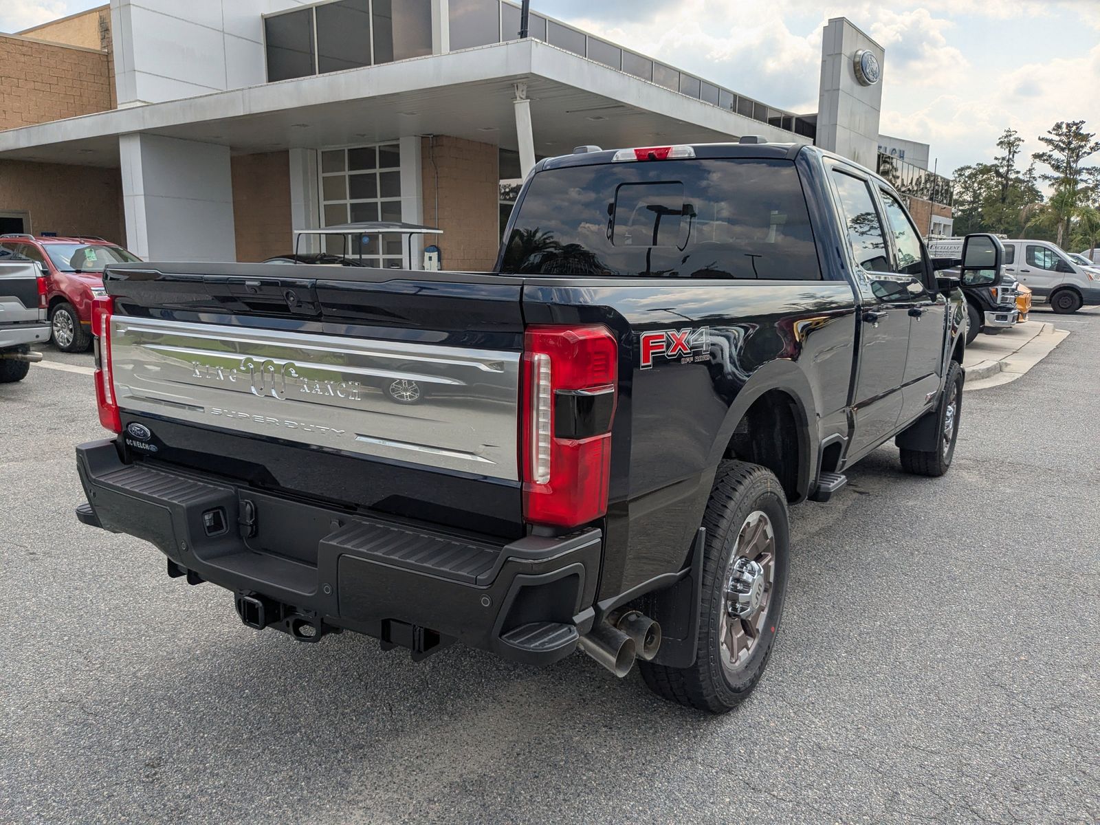 2025 Ford F-250 King Ranch photo 4