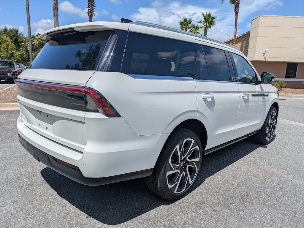New 2027 Lincoln Navigator L Black Label SUV