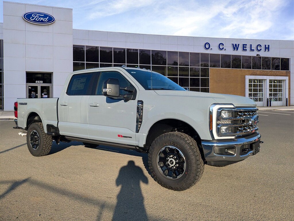 New 2026 Ford F-350 Lariat Truck