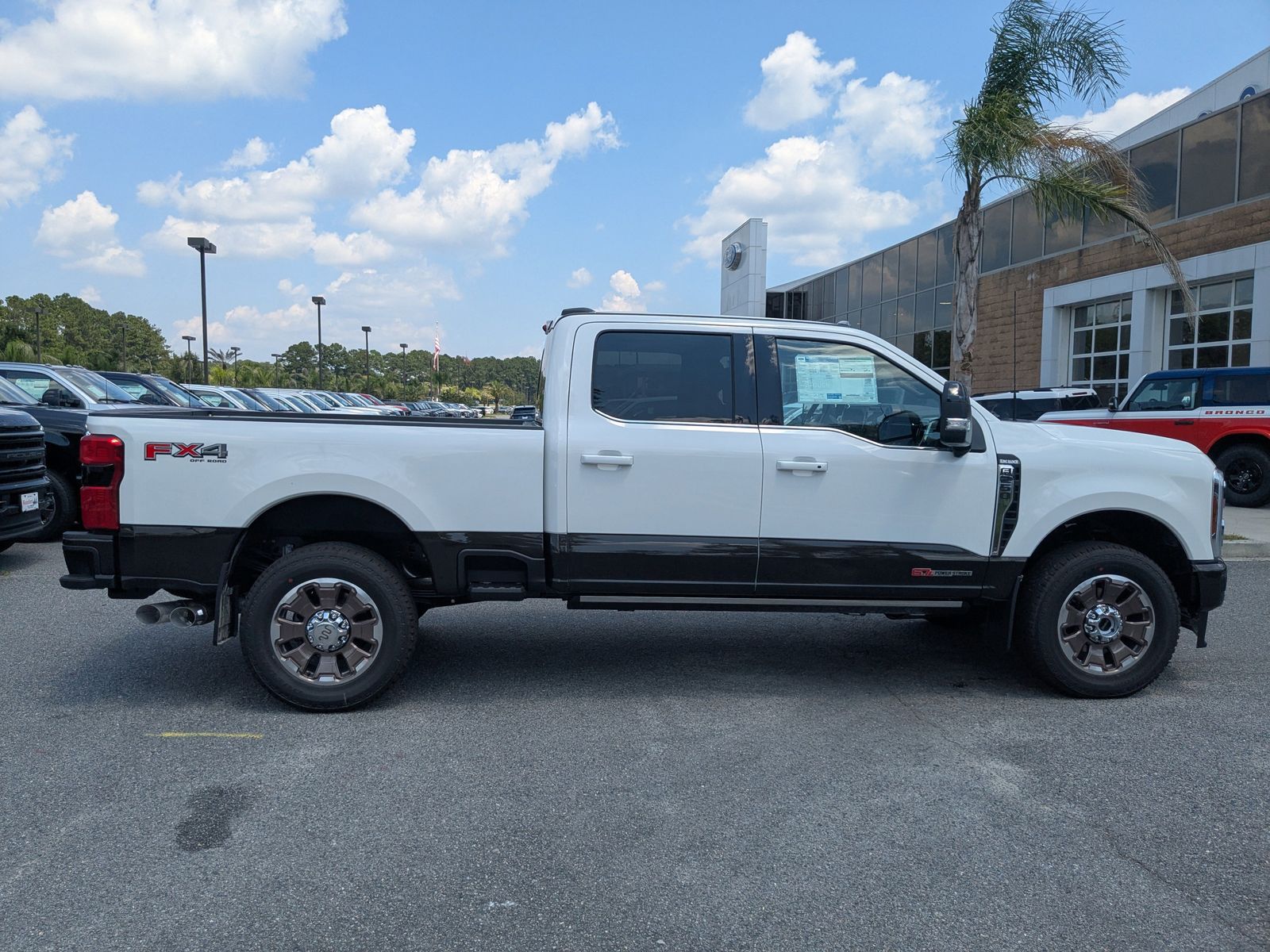 2025 Ford F-250 King Ranch photo 3